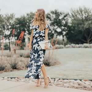 Adrianna Papell Floral Print Chiffon Off The Shoulder Empire Waist Maxi Dress 0P